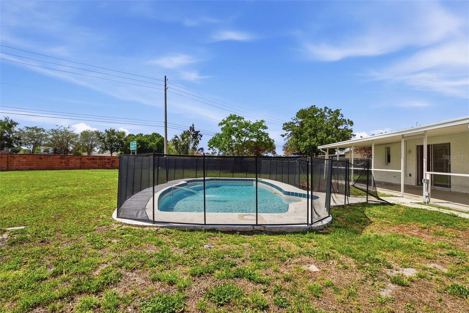 SOUTH POINTE - Residential