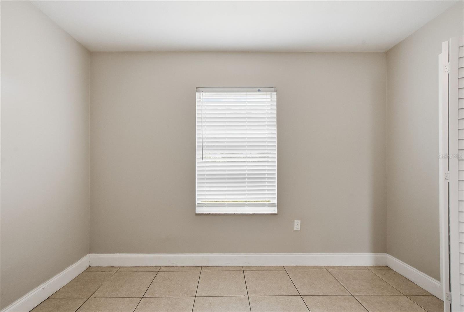 SOUTH POINTE - Residential