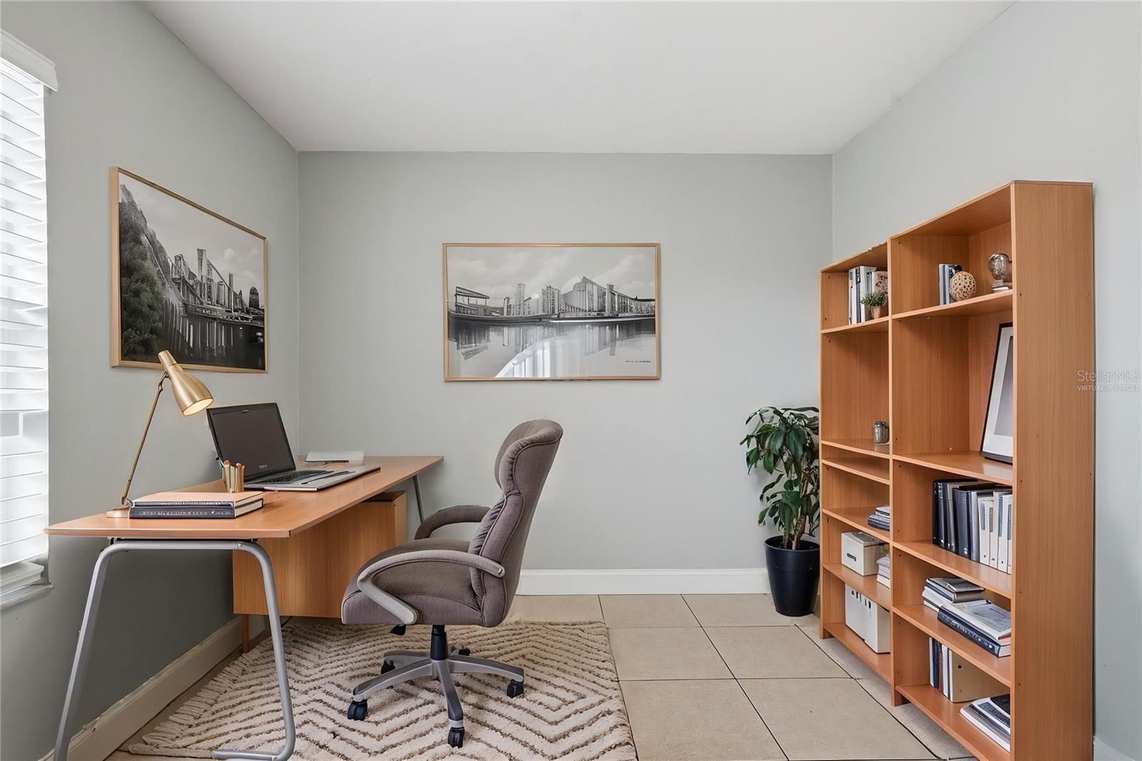 SOUTH POINTE - Residential