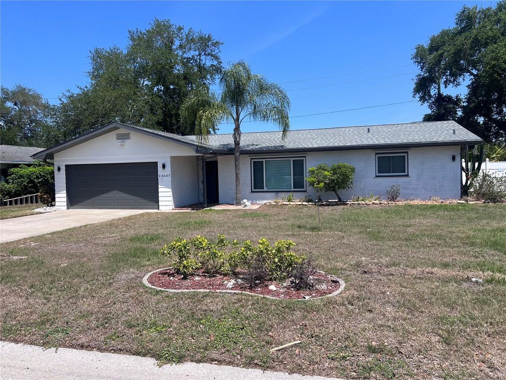Photo of 13607 101st Terrace, Seminole, FL 33776 (MLS # TB8499054)