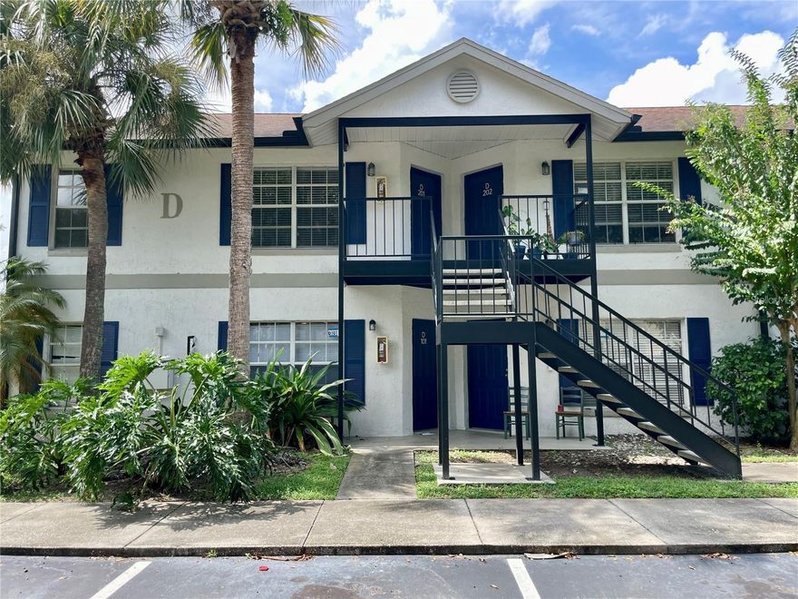 Ground floor, 2 bedrooms, 2 bath spacious condo. This unit has a spacious living room, eat-in kitchen with breakfast bar, and roommate floor plan with separated bedrooms. Enjoy top of the line washer & dryer for laundry care at your convenience. In addition, it's conveniently located near shopping, restaurants, and minutes away from University of Central FL(UCF), Valencia College, Full Sail University and Rollins College. You'll have easy access to the 417 FWY and the 408 FWY. No more 2 pets maximum. Be sure to ask about homeownership opportunities! It's move in ready and waiting for you! Call today to schedule your showing!