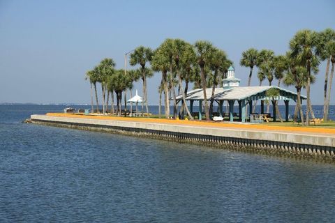 A home in TAMPA