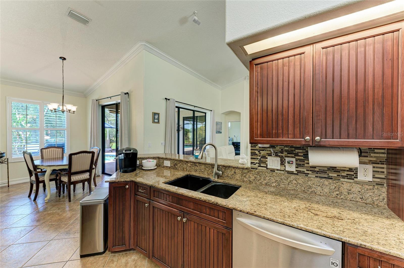 ANCIENT OAKS UNIT ONE - Residential