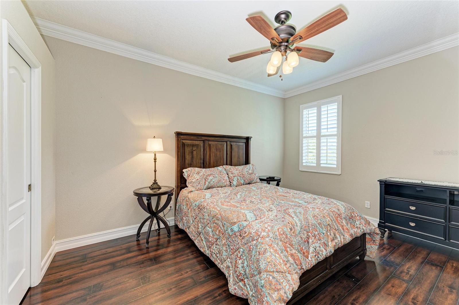 ANCIENT OAKS UNIT ONE - Residential