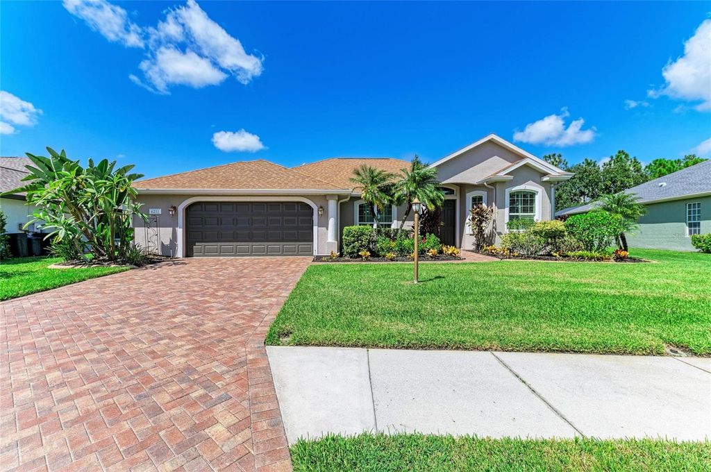 Photo of 6211 90th Avenue Circle E, Parrish, FL 34219 (MLS # A4667556)