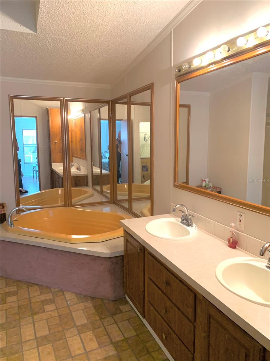 DEERE RIVER ESTATE - Residential