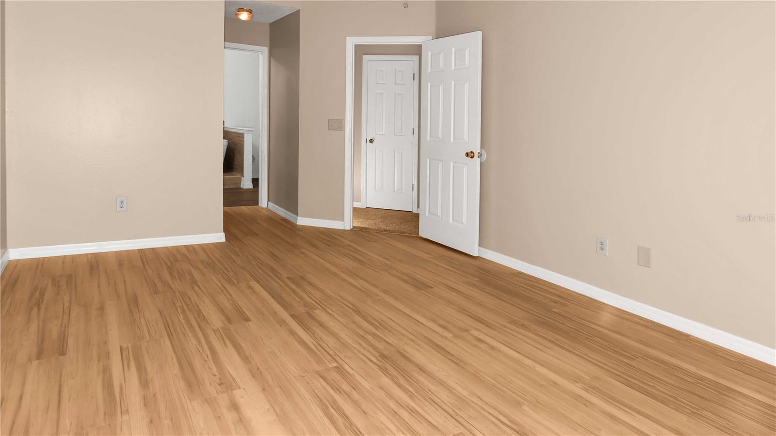 GREENBROOK VILLAS AT ERROL ESTATE 1 - Residential