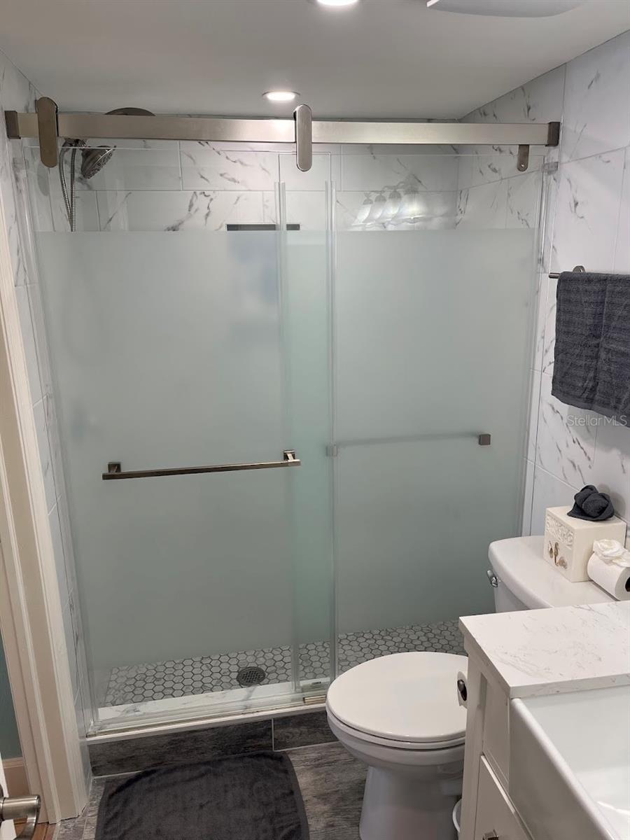 RUNAWAY BAY - Residential