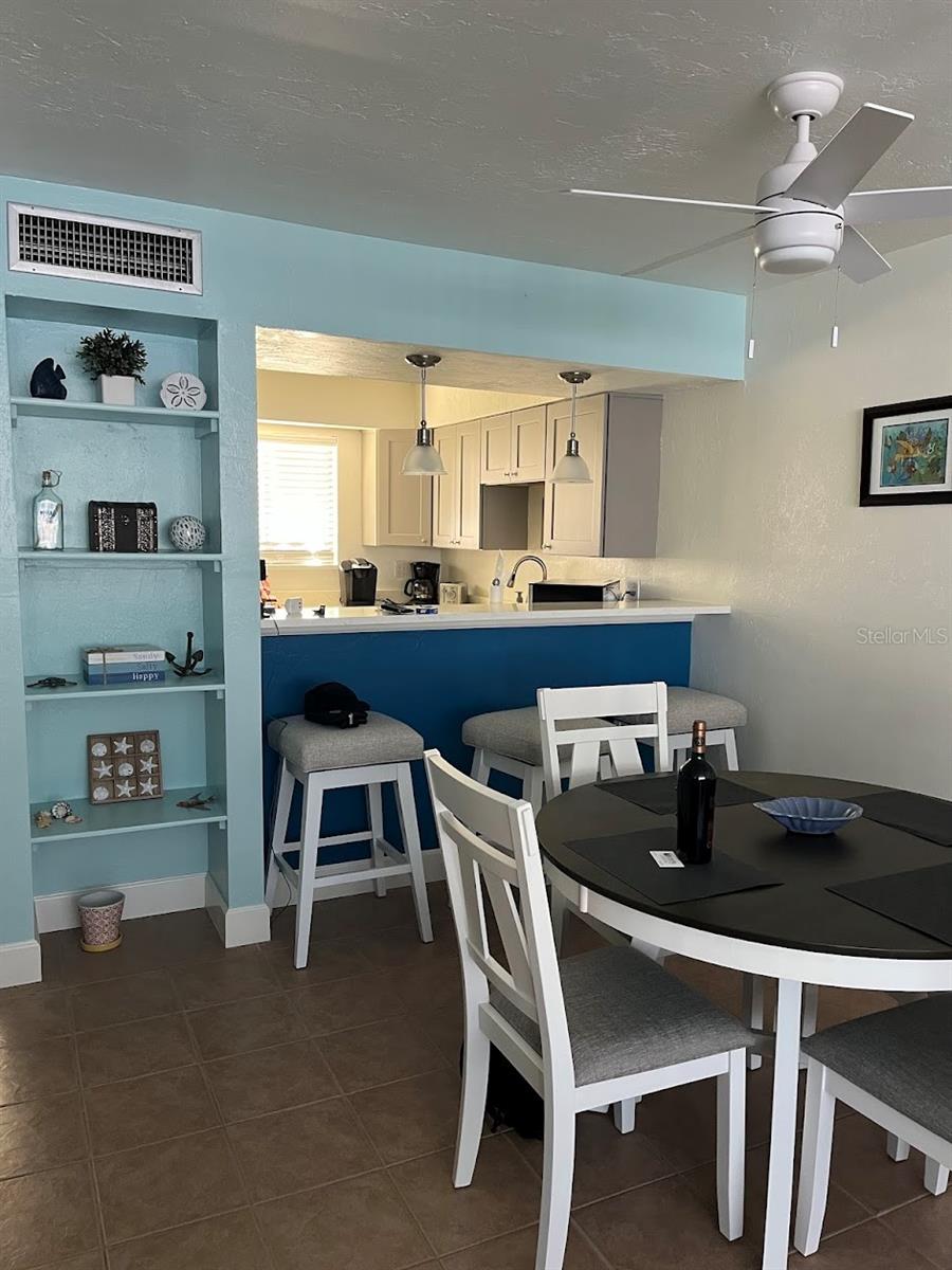 RUNAWAY BAY - Residential