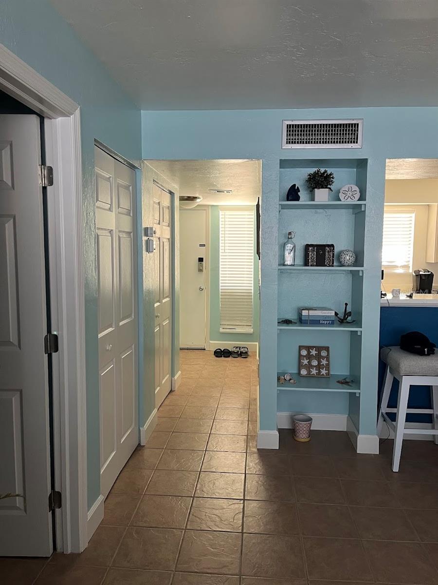 RUNAWAY BAY - Residential