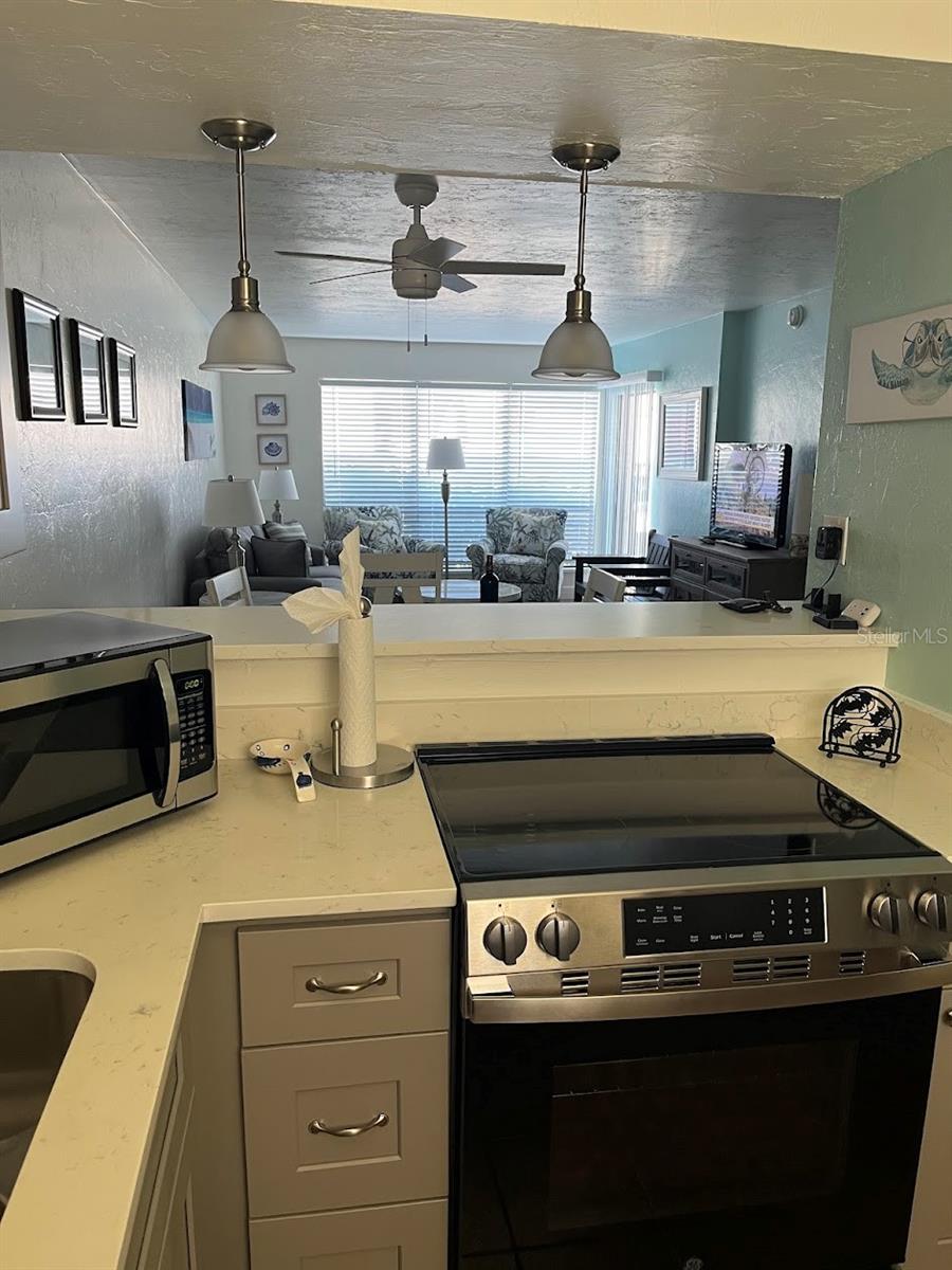 RUNAWAY BAY - Residential