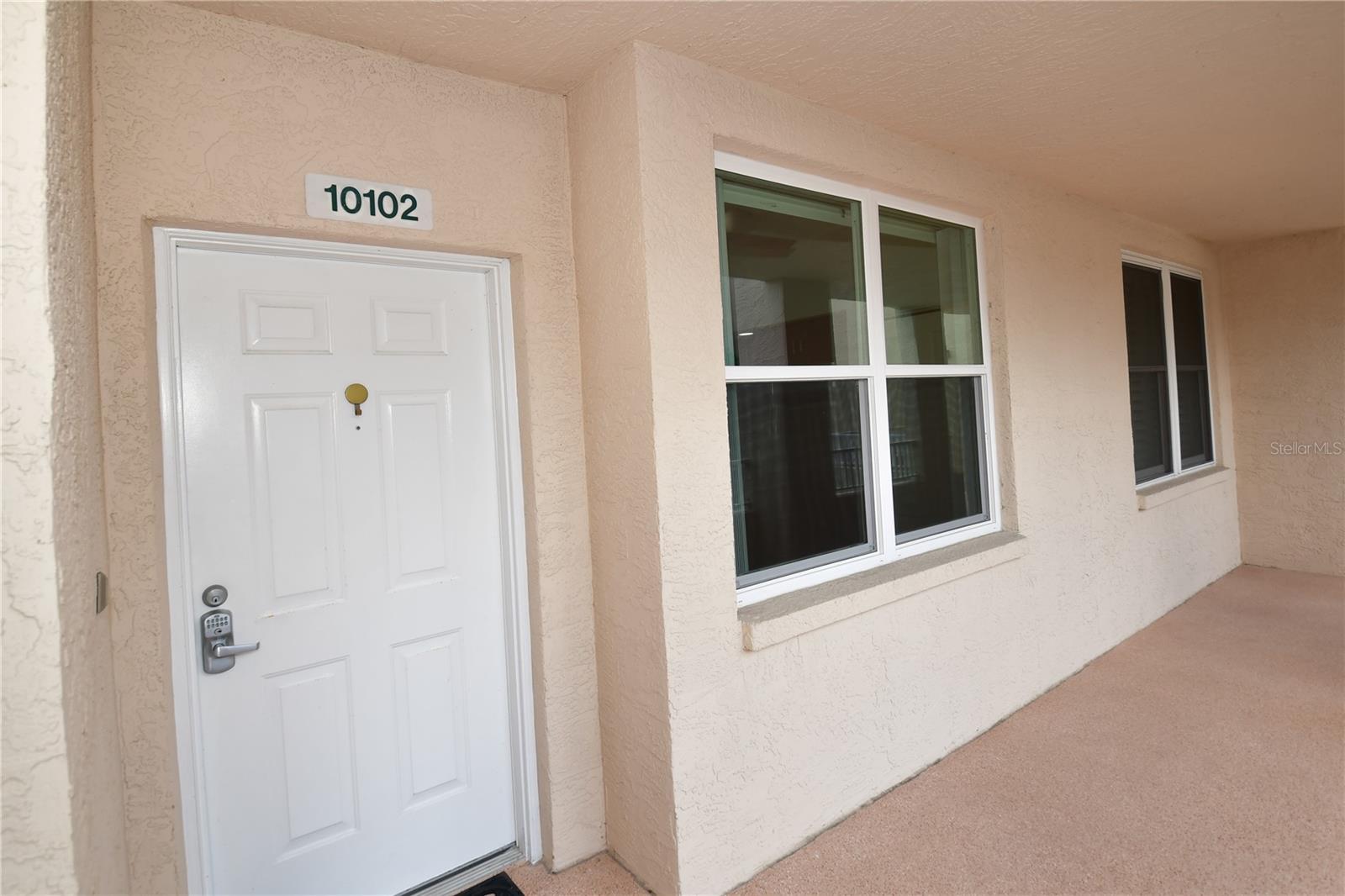 6425 SHORELINE DRIVE 10102