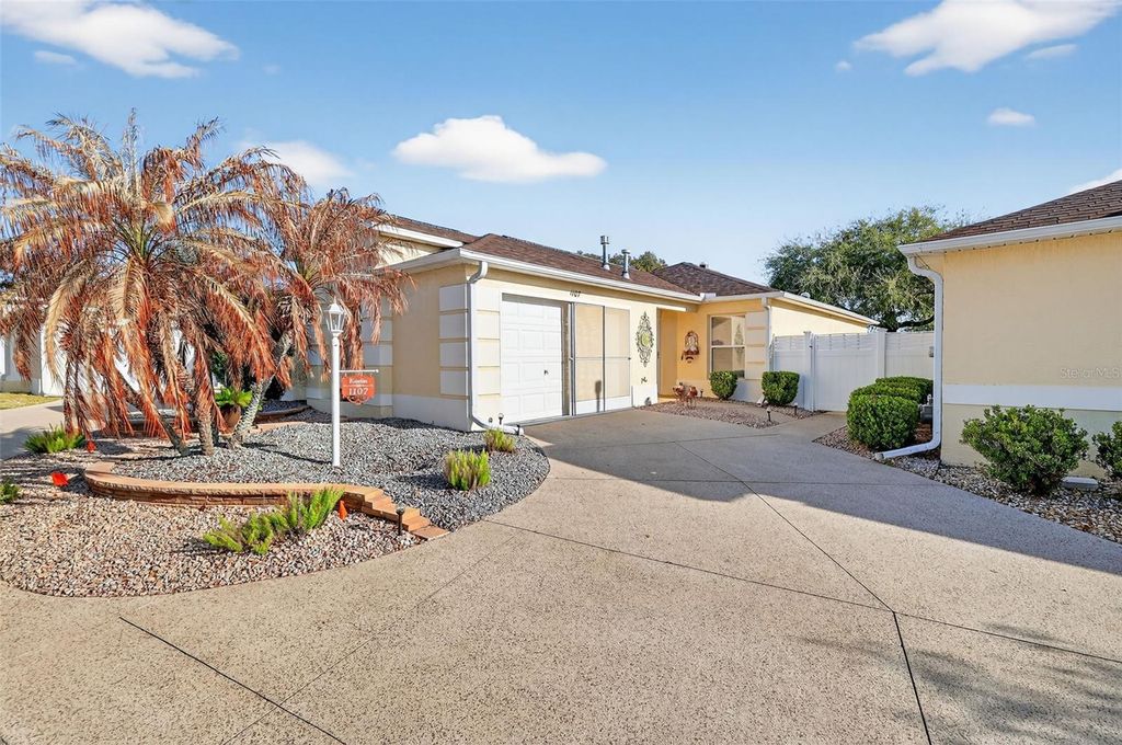 Photo of 1107 Pelion Place, The Villages, FL 32162 (MLS # OM720640)