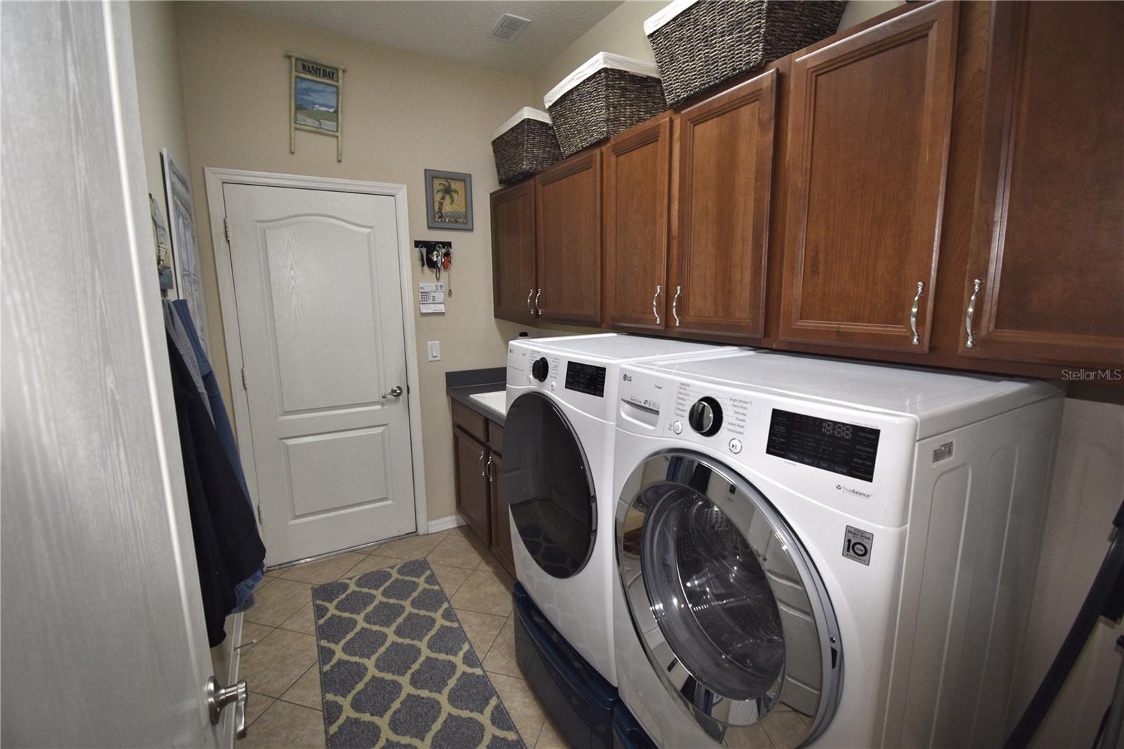 CARRILLON ESTATES - Residential