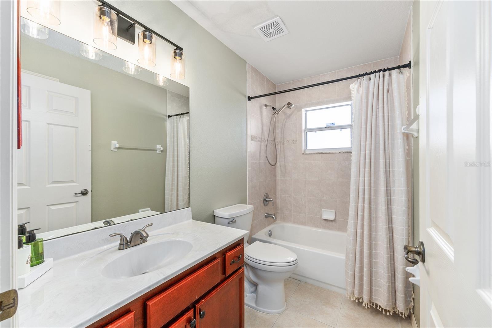 OCALA WATERWAY ESTATE - Residential