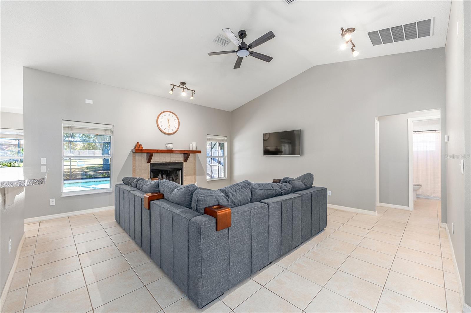 OCALA WATERWAY ESTATE - Residential