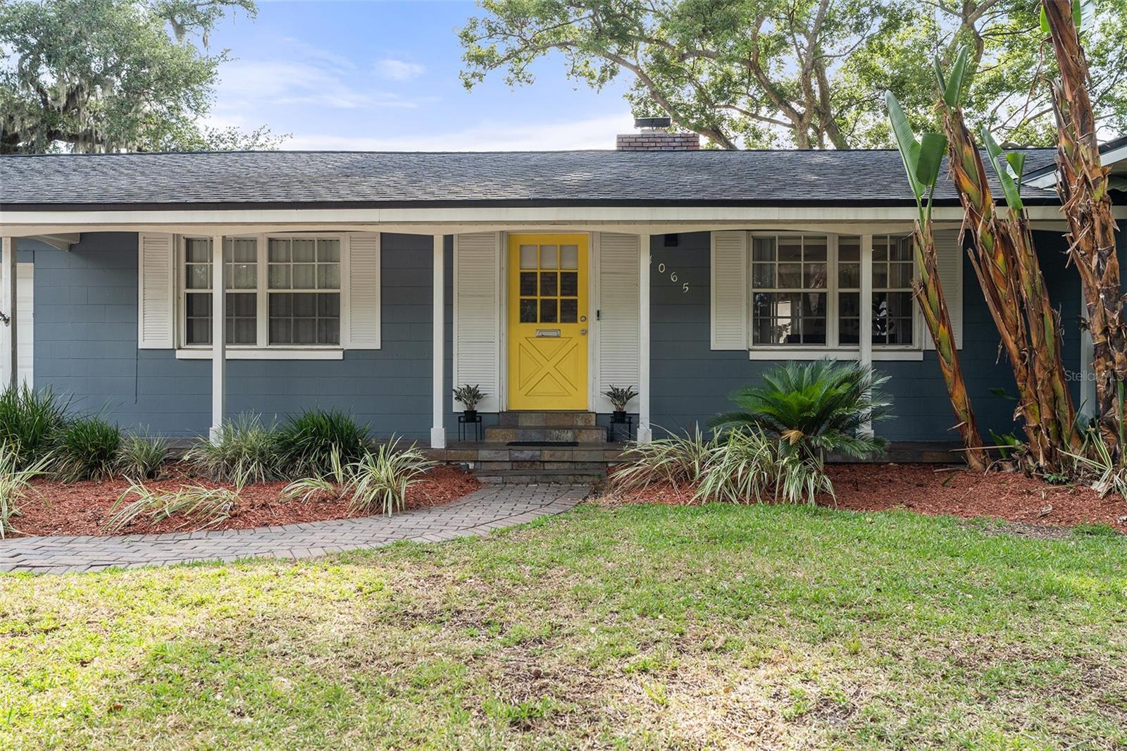 1065 GREGORY DR