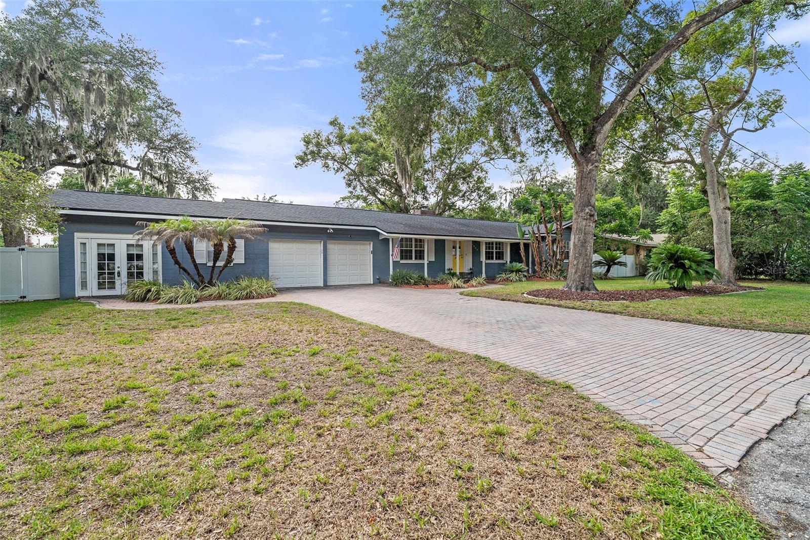1065 GREGORY DR
