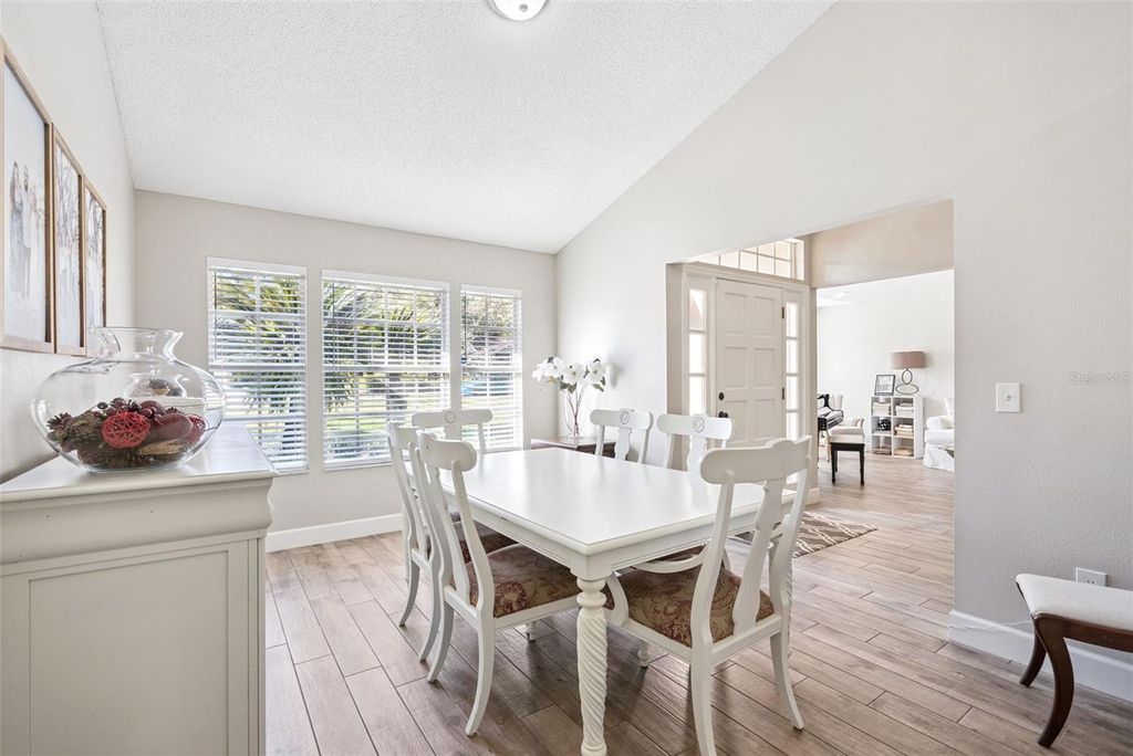 Photo of 307 Oak Leaf Circle, Lake Mary, FL 32746 (MLS # O6378204)