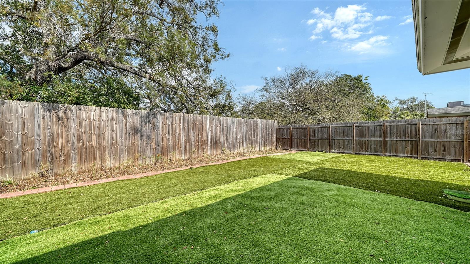 SOUTH GATE - Residential