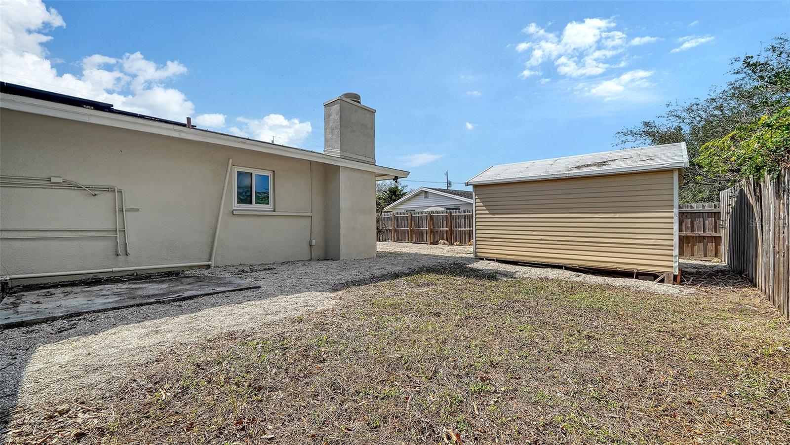 SOUTH GATE - Residential