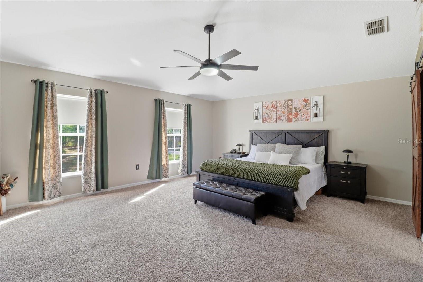 CRYSTAL MANOR UNIT 02 - Residential