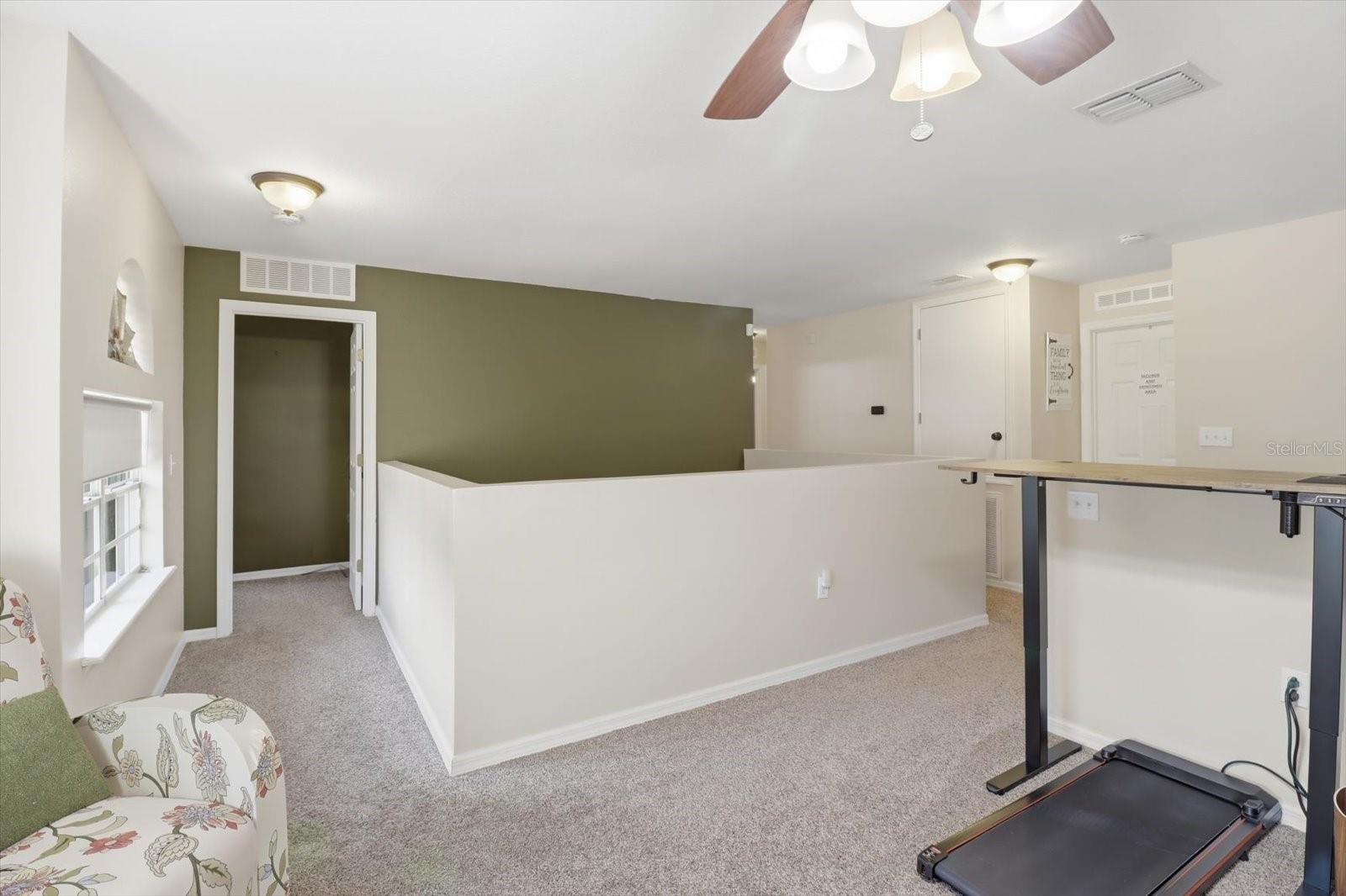CRYSTAL MANOR UNIT 02 - Residential