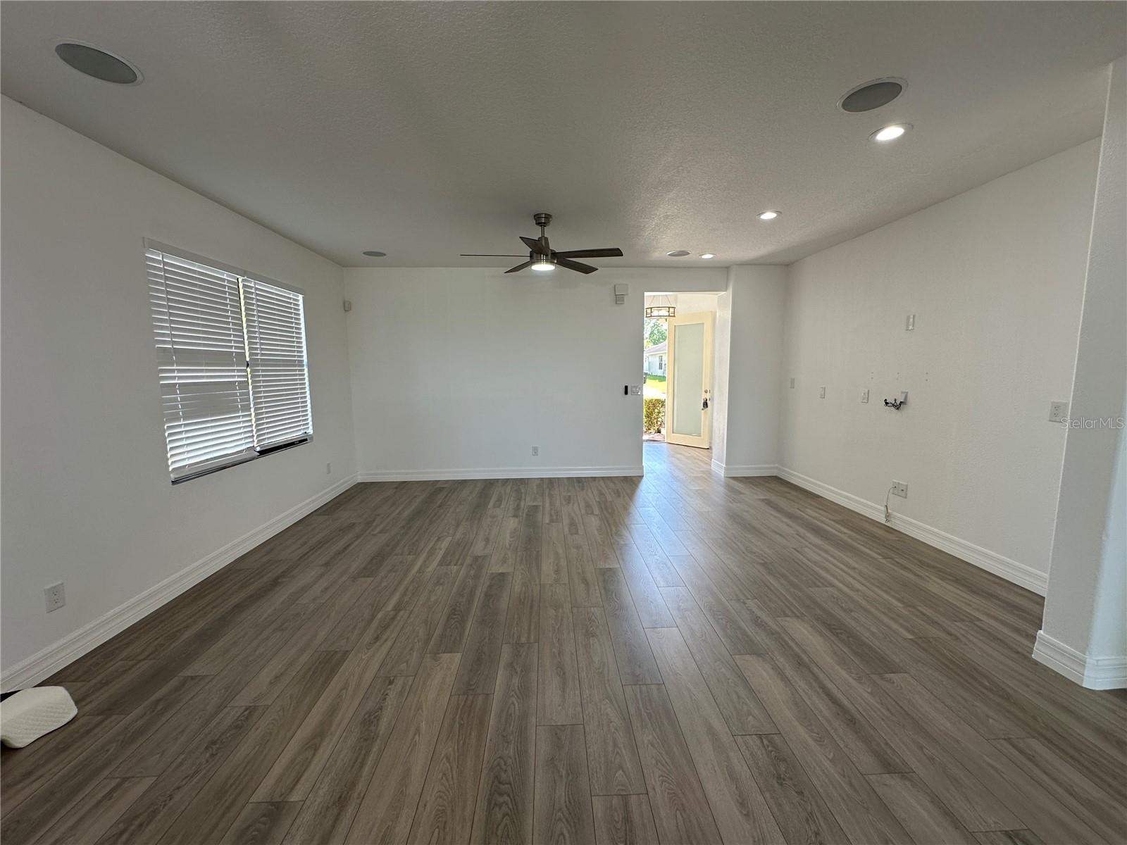 TIVOLI WOODS VILLAGE A 51 67 - Residential Lease