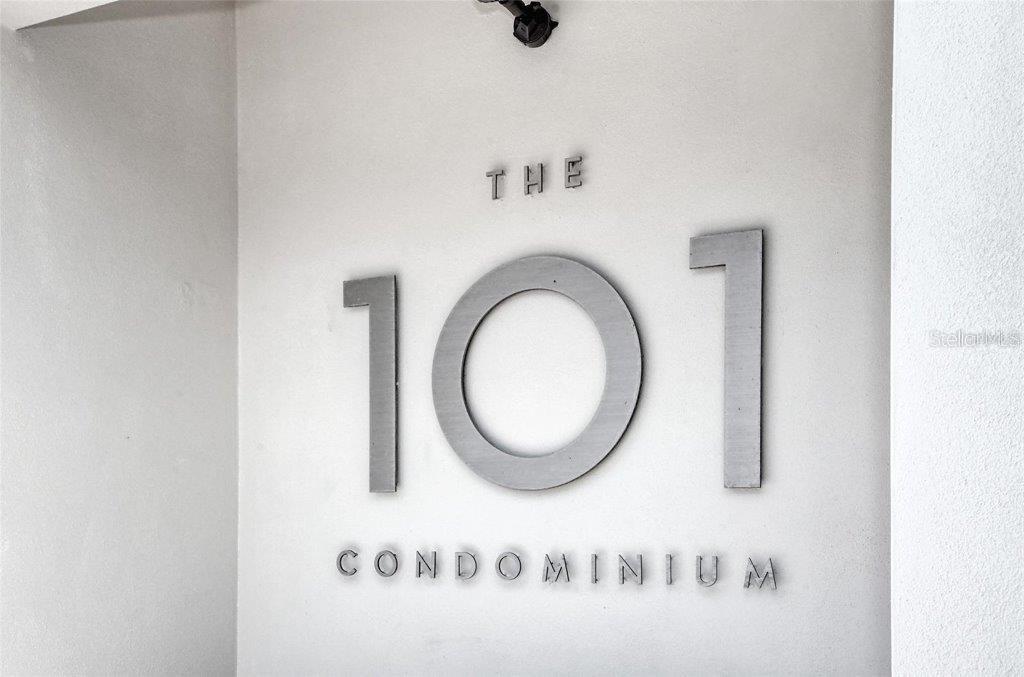 THE 101 CONDOMINIUM / DOLPHIN TOWER - Residential