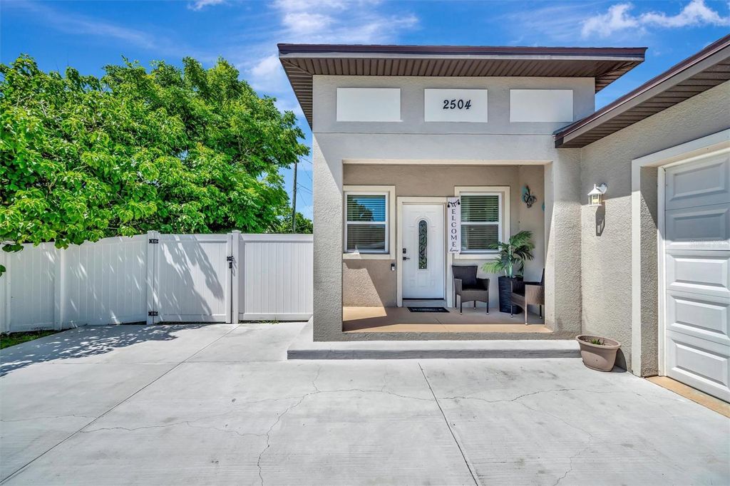 Photo of 2504 Florida Boulevard, Bradenton, FL 34207 (MLS # A4662129)