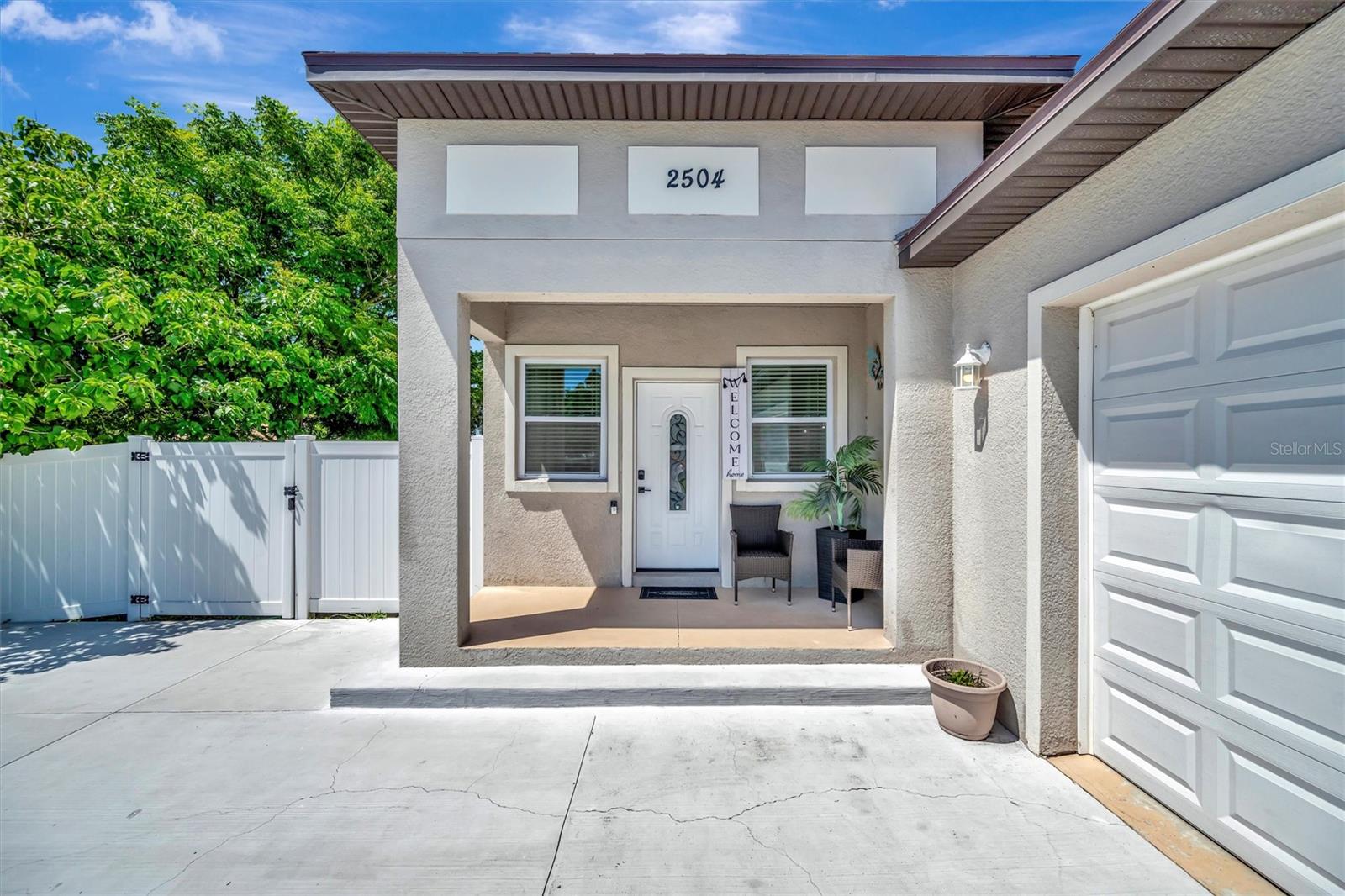2504 FLORIDA BOULEVARD