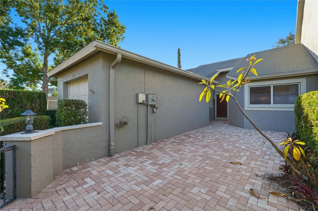 Photo of 106 Hunter Court, Palm Harbor, FL 34684 (MLS # TB8440649)