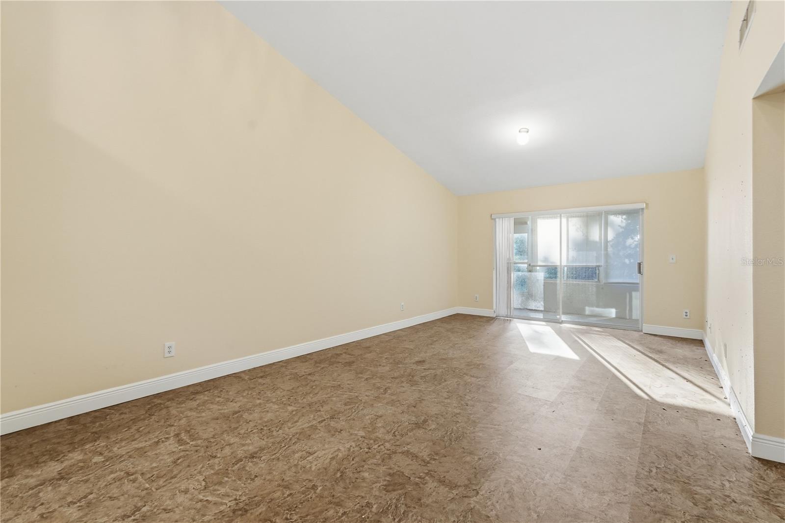 106 HUNTER COURT