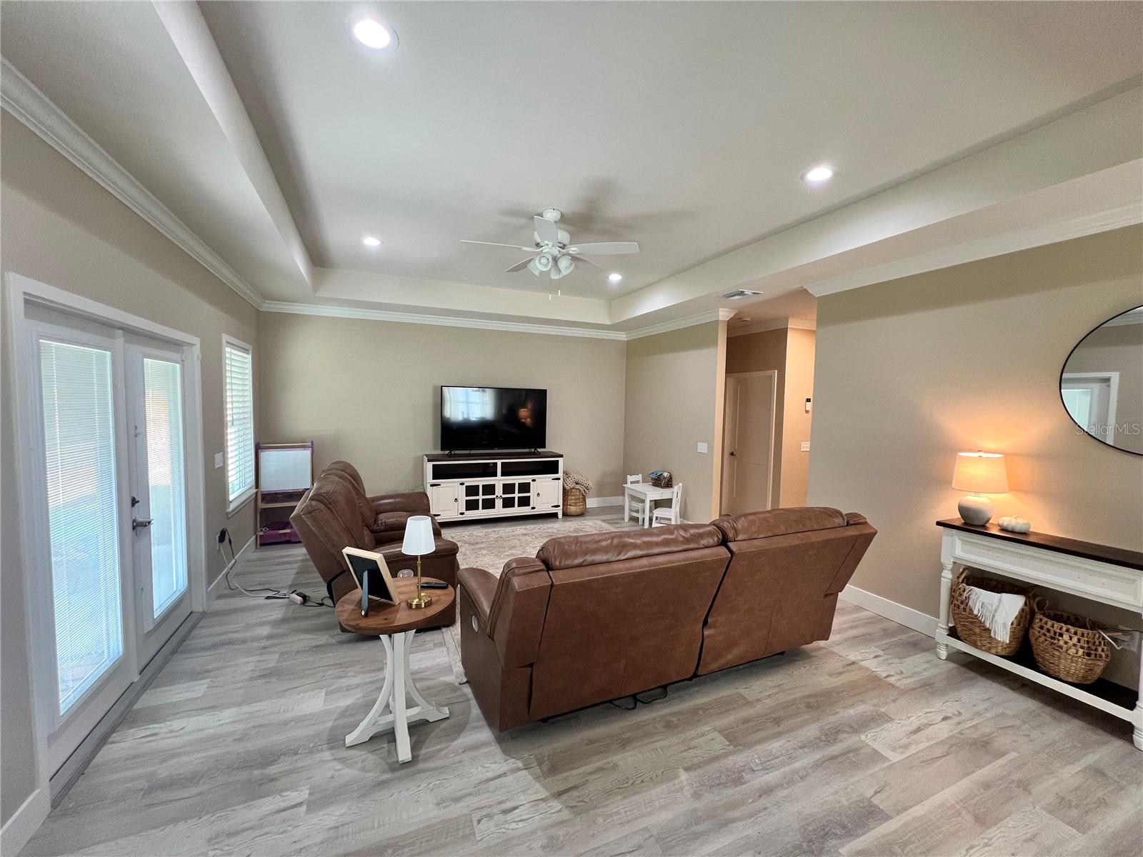 G M WHETSTONE ESTATE ADD TO H S - Residential