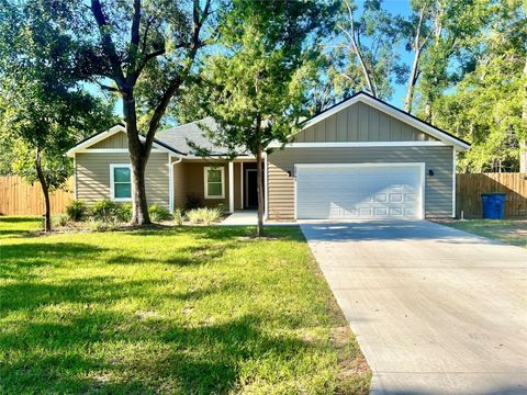 Photo of 23781 NW 193rd Avenue, High Springs, FL 32643 (MLS # GC534030)