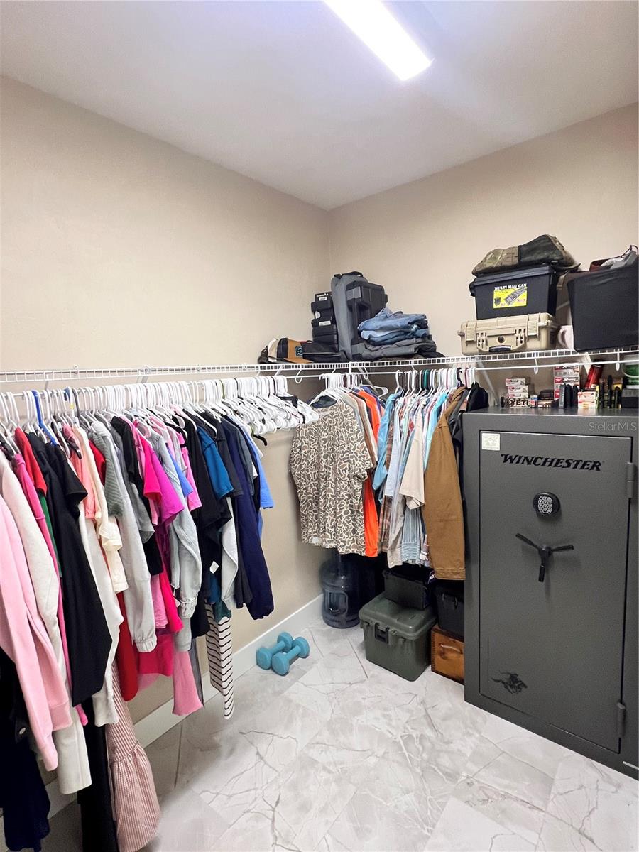 G M WHETSTONE ESTATE ADD TO H S - Residential