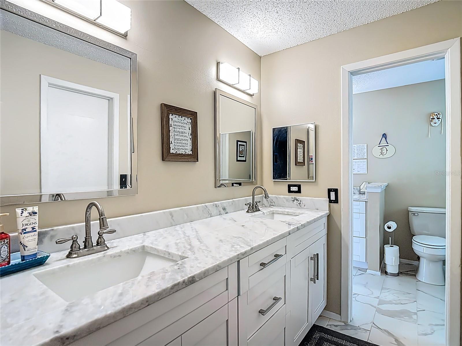 CARROLLWOOD SPGS UNIT 2 - Residential