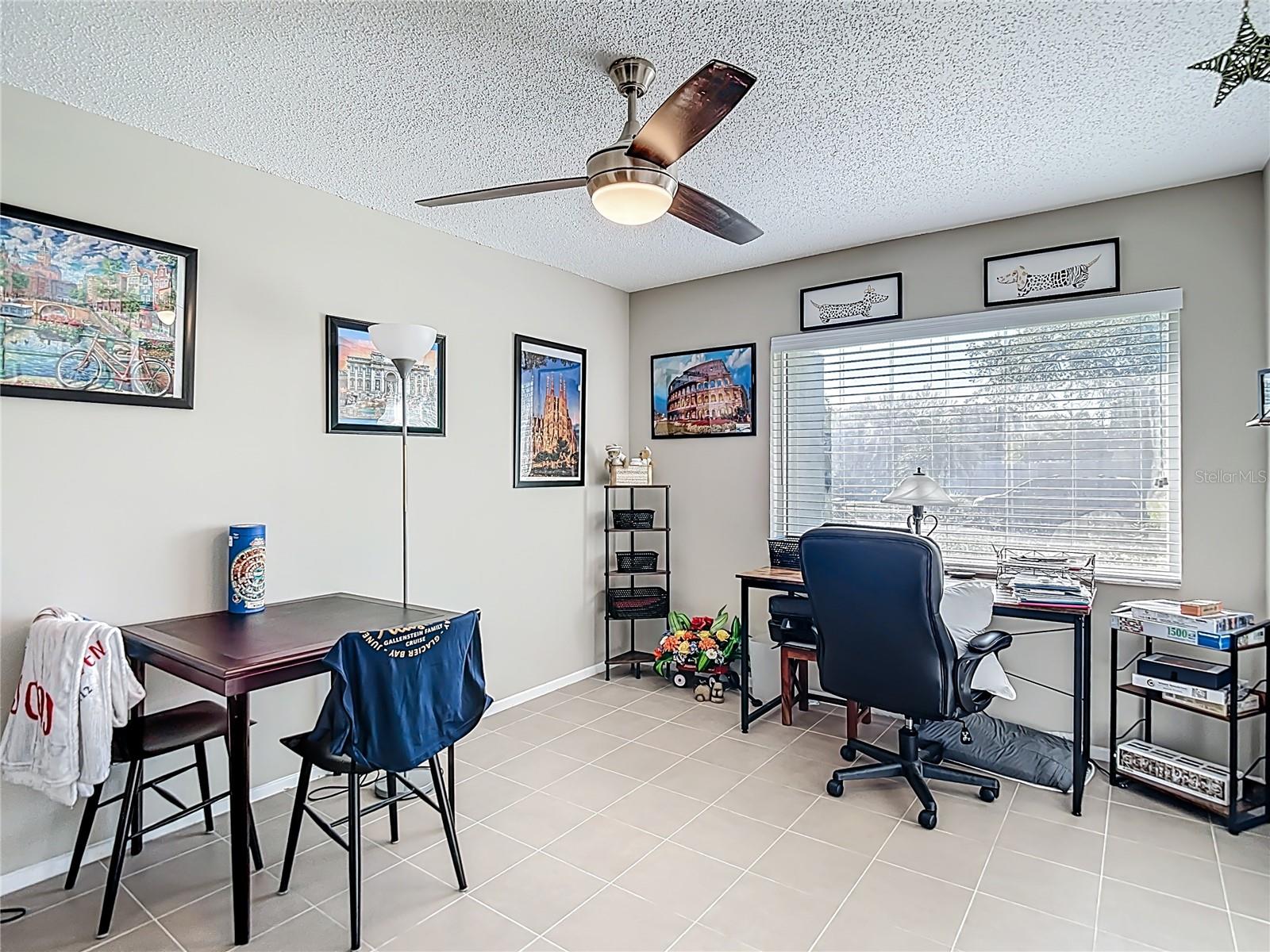 CARROLLWOOD SPGS UNIT 2 - Residential