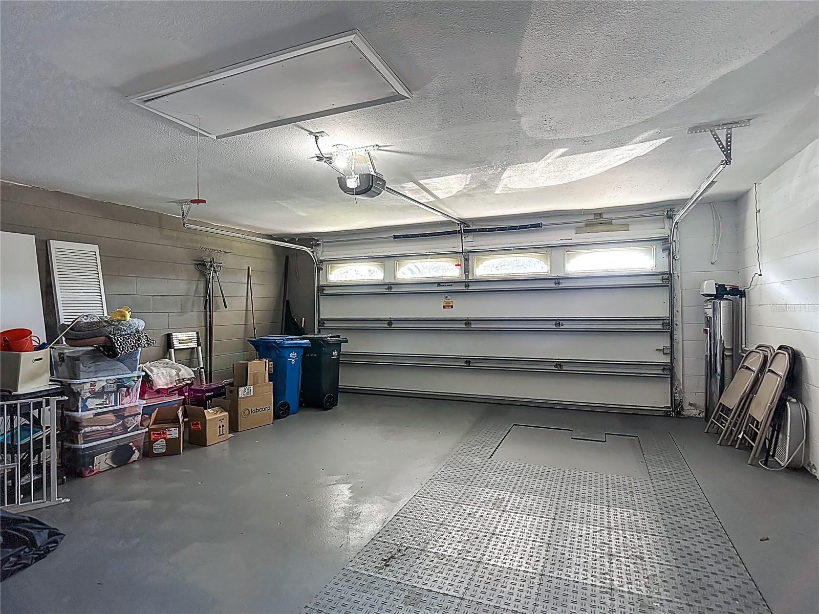 CARROLLWOOD SPGS UNIT 2 - Residential