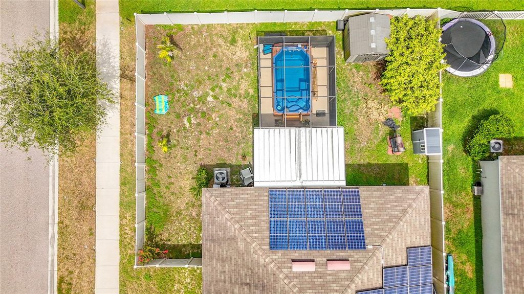 Photo of 102 Cascade Bend Drive, Ruskin, FL 33570 (MLS # S5154195)