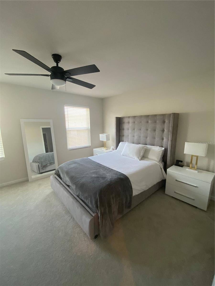 BEAR CRK TWNHMS - Residential Lease