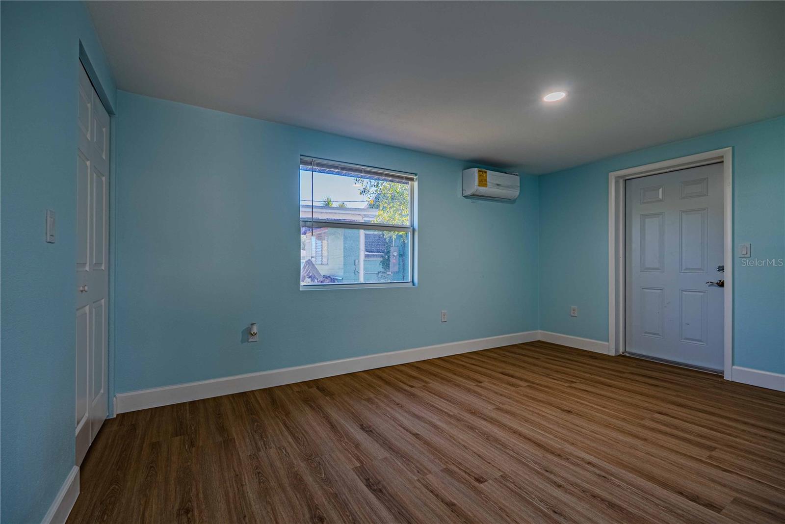 STEPHENS ROYAL J W - Residential