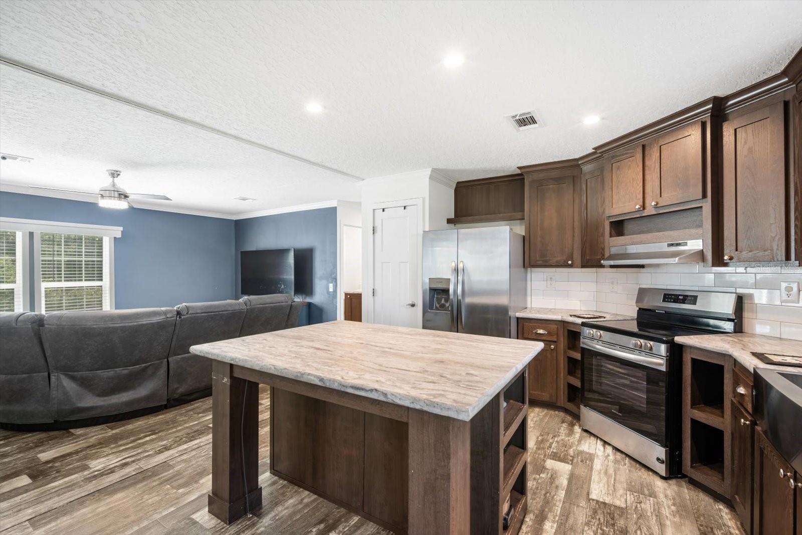 MAPLE HEIGHTS ADDITION - Residential