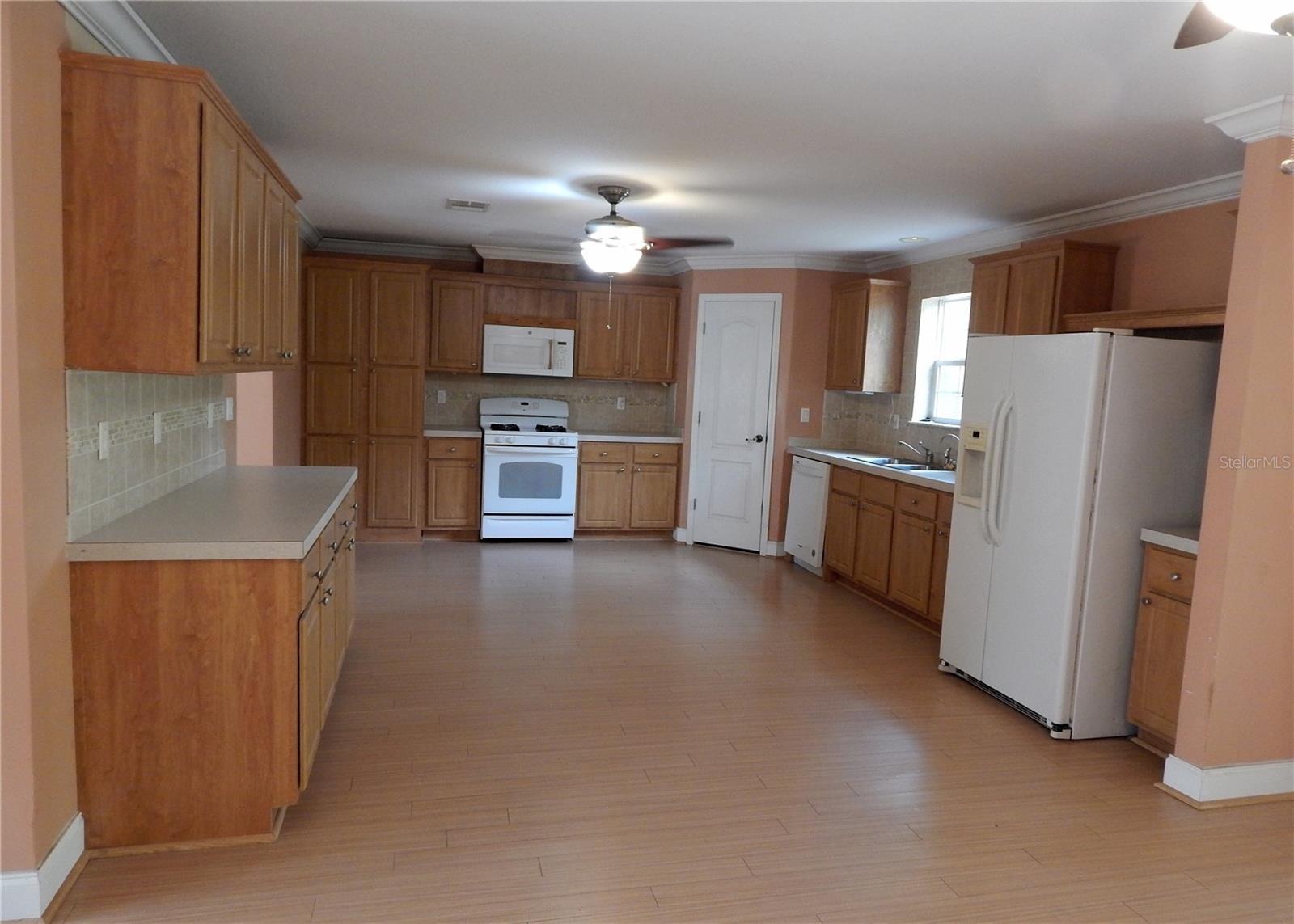 EMERALD FARMS - Residential