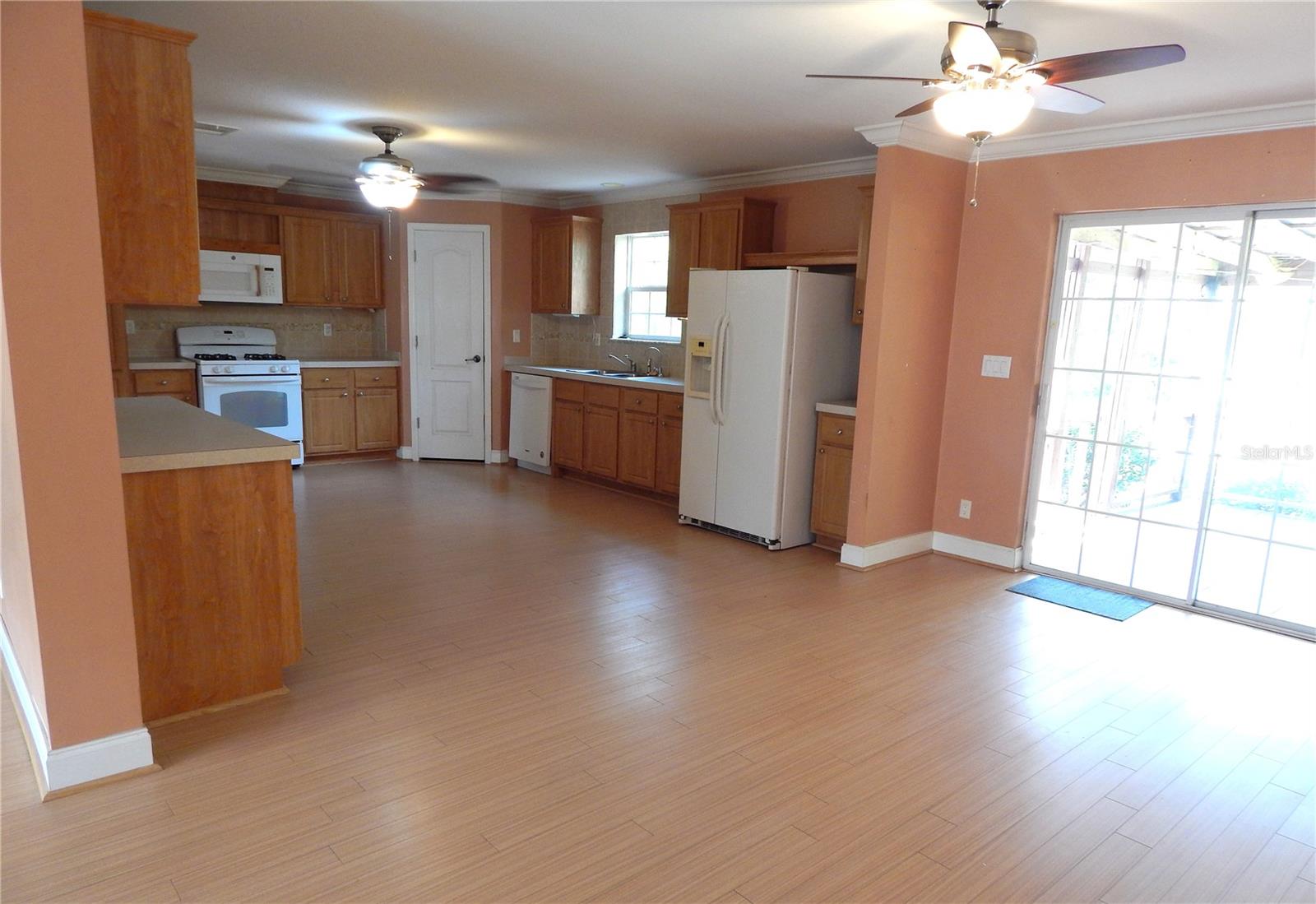 EMERALD FARMS - Residential