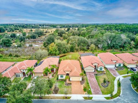 A home in HOWEY IN THE HILLS