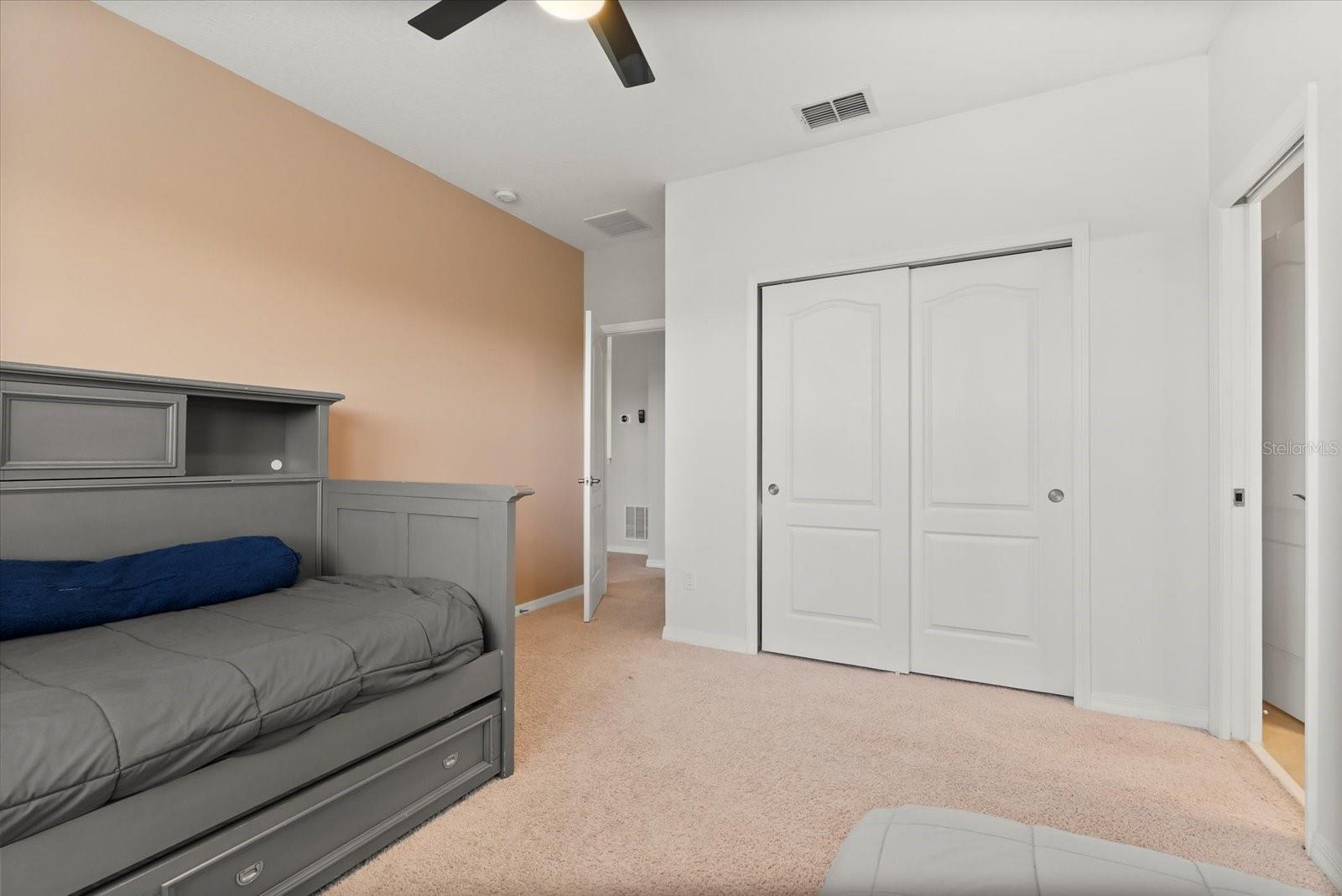 SANCTUARY AT ALOMA - Residential