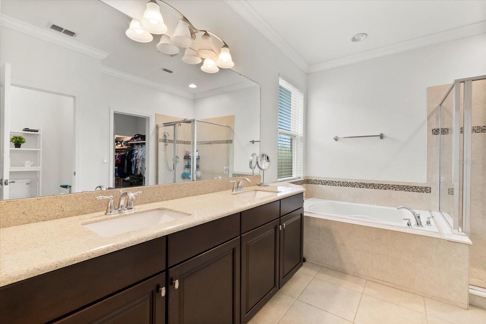 SANCTUARY AT ALOMA - Residential