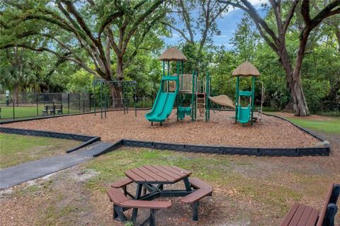 Tiny photo for 15946 Pendio Drive, Bella Collina, FL 34756 (MLS # G5111165)