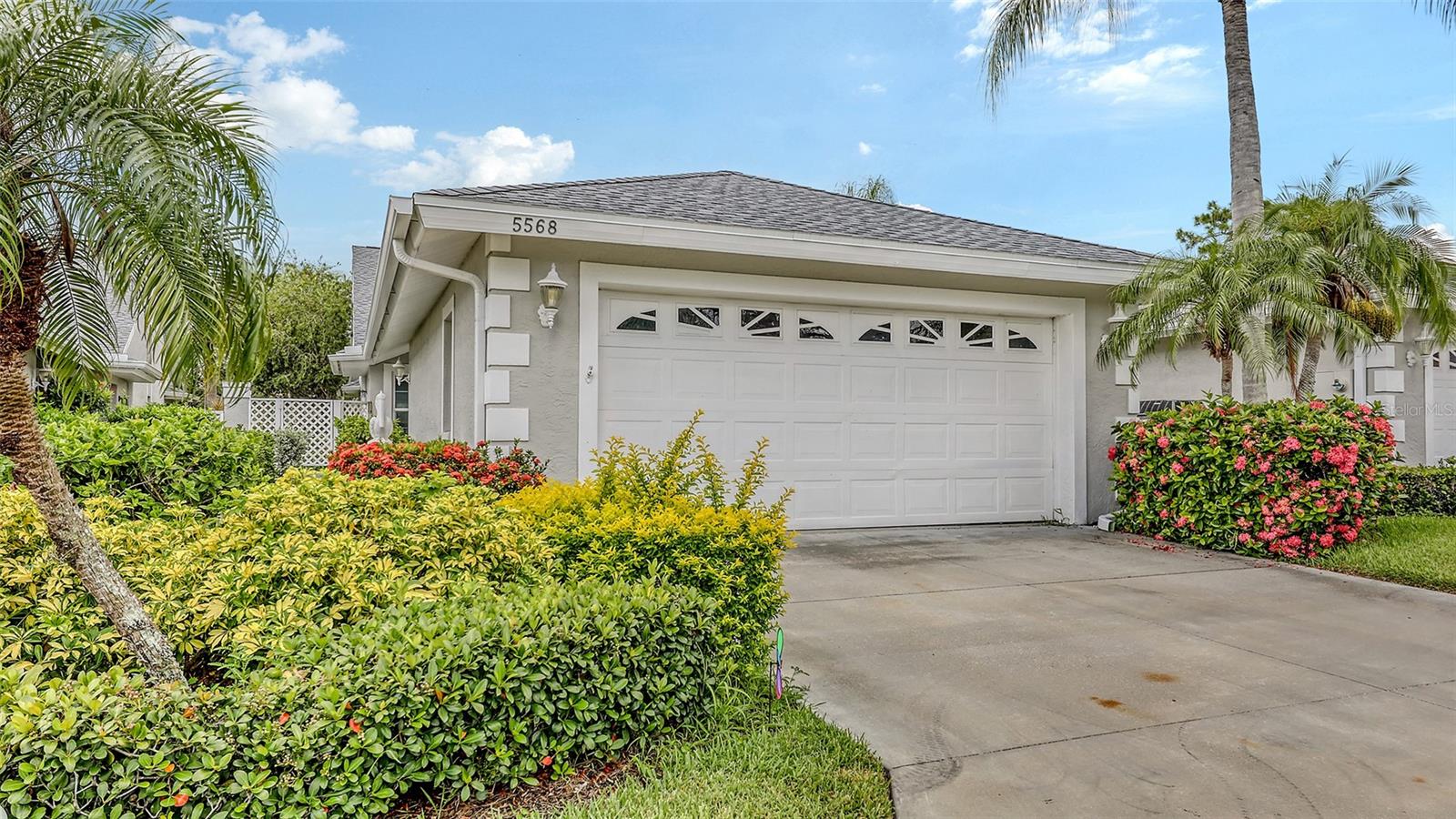5568 COUNTRY CLUB WAY